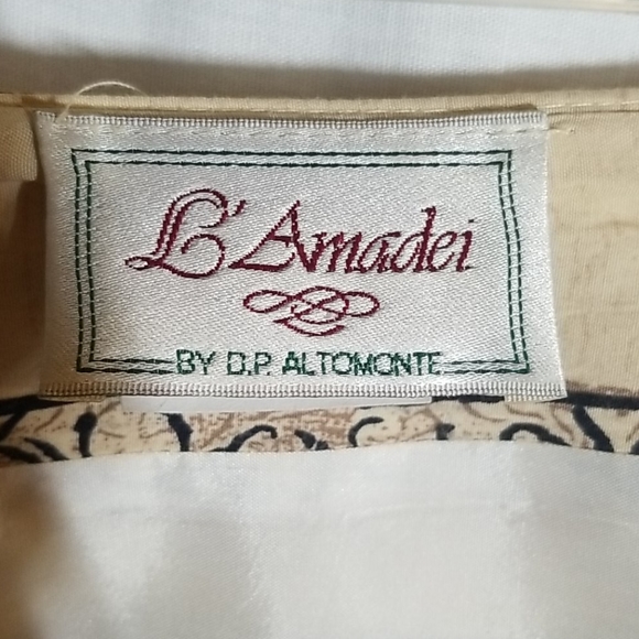 Classic wrap skirt, beige and black - Picture 3 of 4